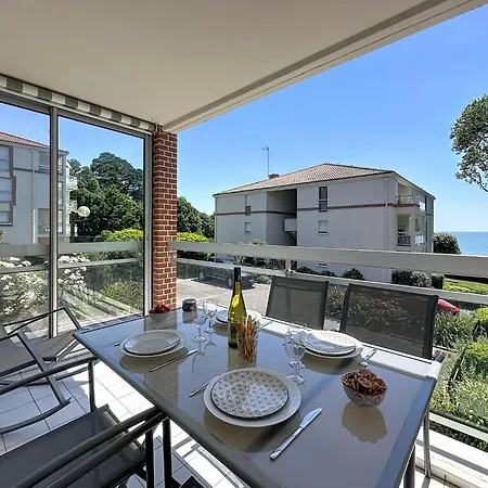 Le Vallon By Interhome Pornic